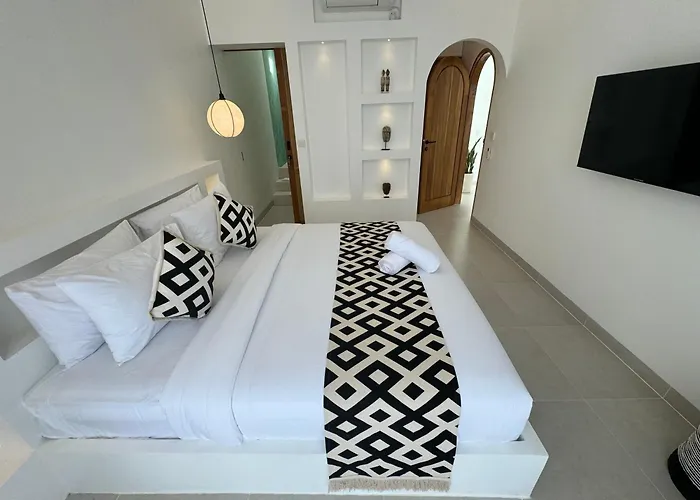 New Designer 2Br Villa In Canggu