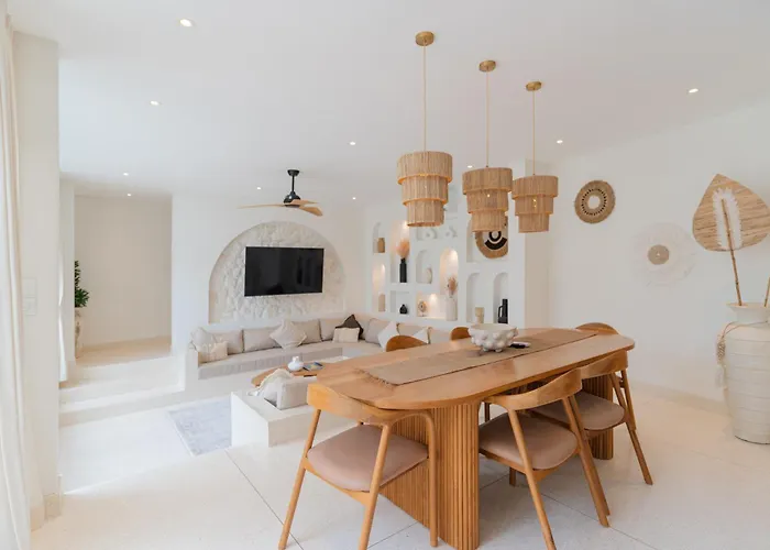 Amici - 3Br Pool Villa, Walk To Cafes - Pererenan